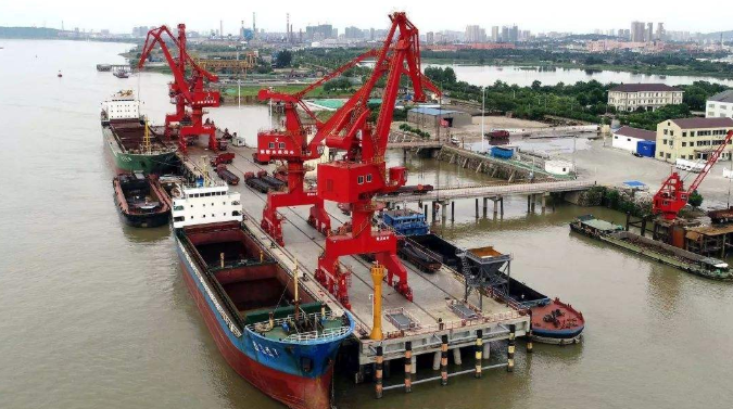 景德镇概述露天料场港口封闭问题的实行方法